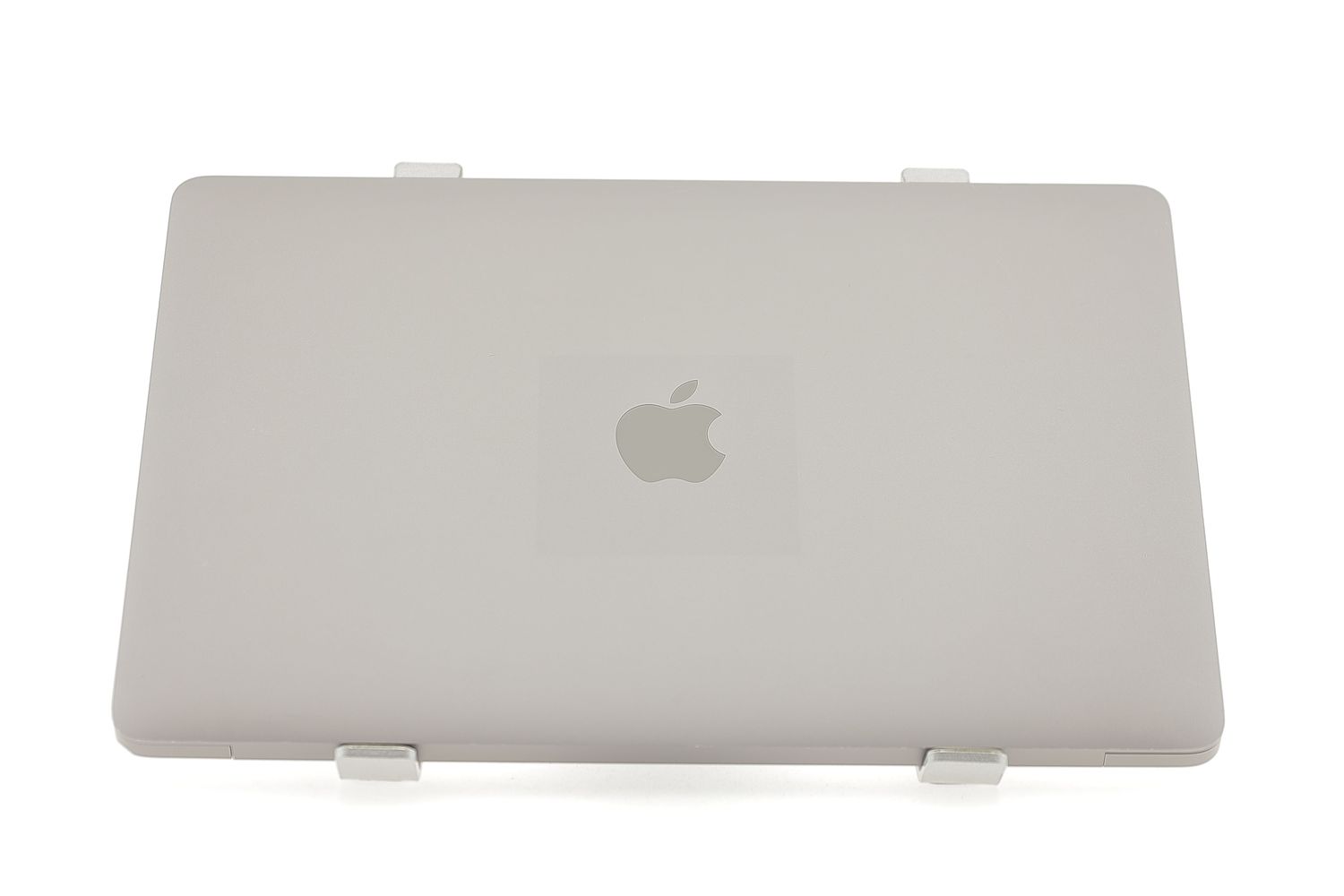 Apple MacBook Air 13″ 2020, M1 8 Cores, 8 GB, 7 core GPU 256 GB Space Gray - Foarte bun