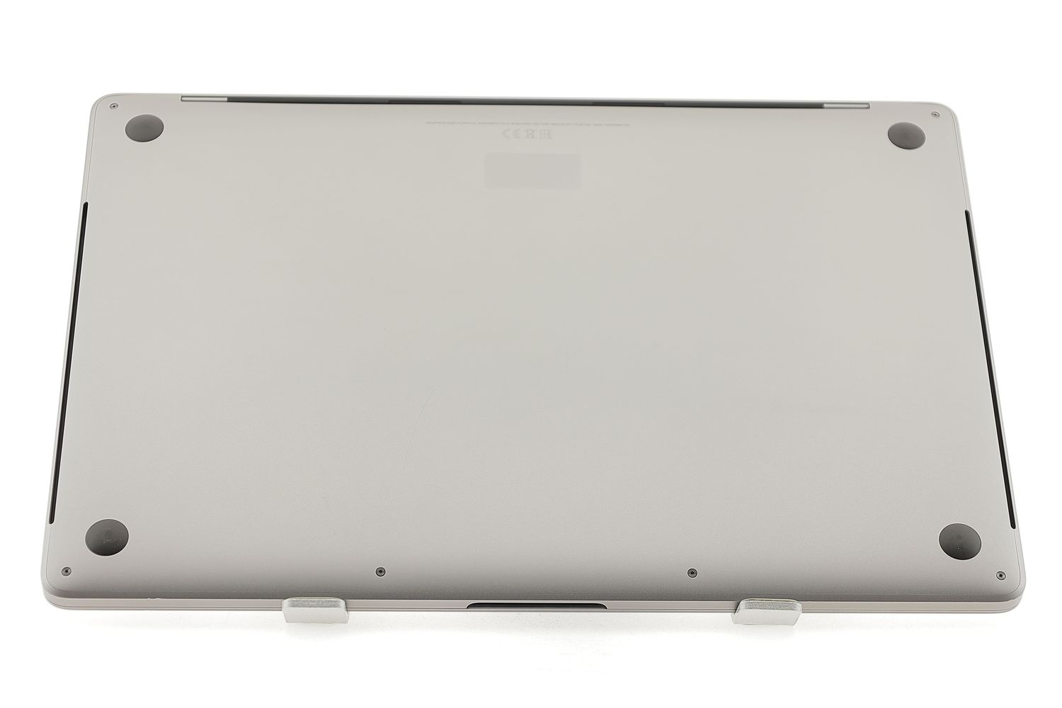 Apple MacBook Pro 15″ Touch Bar 2019, i7 2.6 GHz, 32 GB, AMD Radeon Pro 555X 256 GB Space Gray - Foarte bun