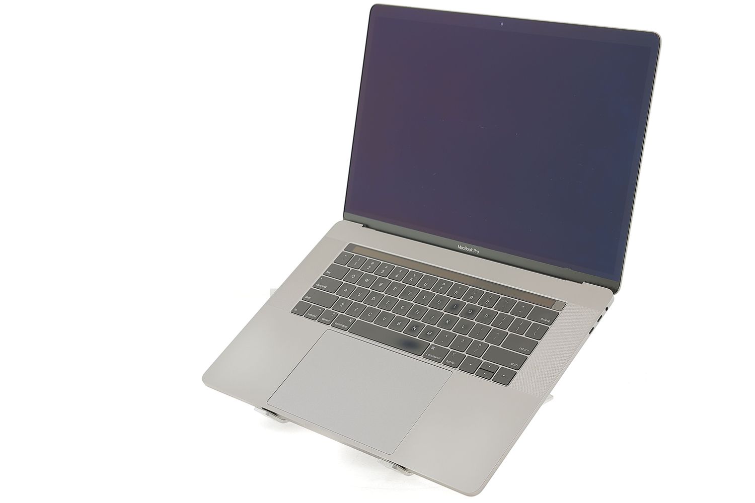 Apple MacBook Pro 15″ Touch Bar 2019, i9 2.4 GHz, 32 GB, AMD Radeon Pro 560x 1 TB Space Gray - Εξαιρετικό