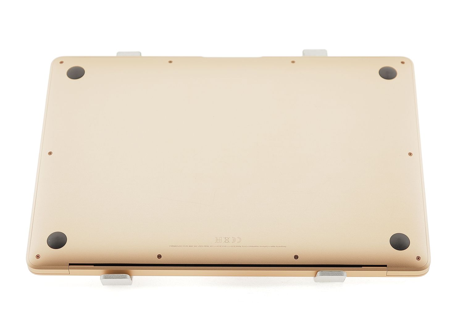 Apple MacBook Air 13″ 2020, M1 8 Cores, 8 GB, 7 core GPU 256 GB Gold - Újszerű