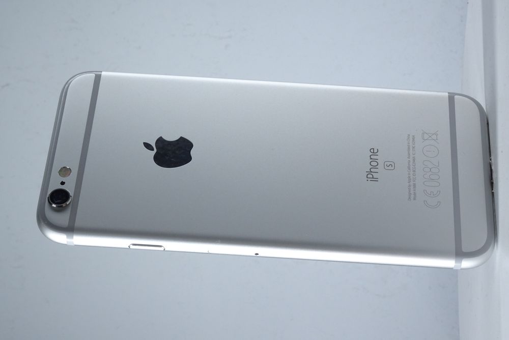 Мобилен телефон Apple, iPhone 6S, 128 GB, Silver,  Като нов