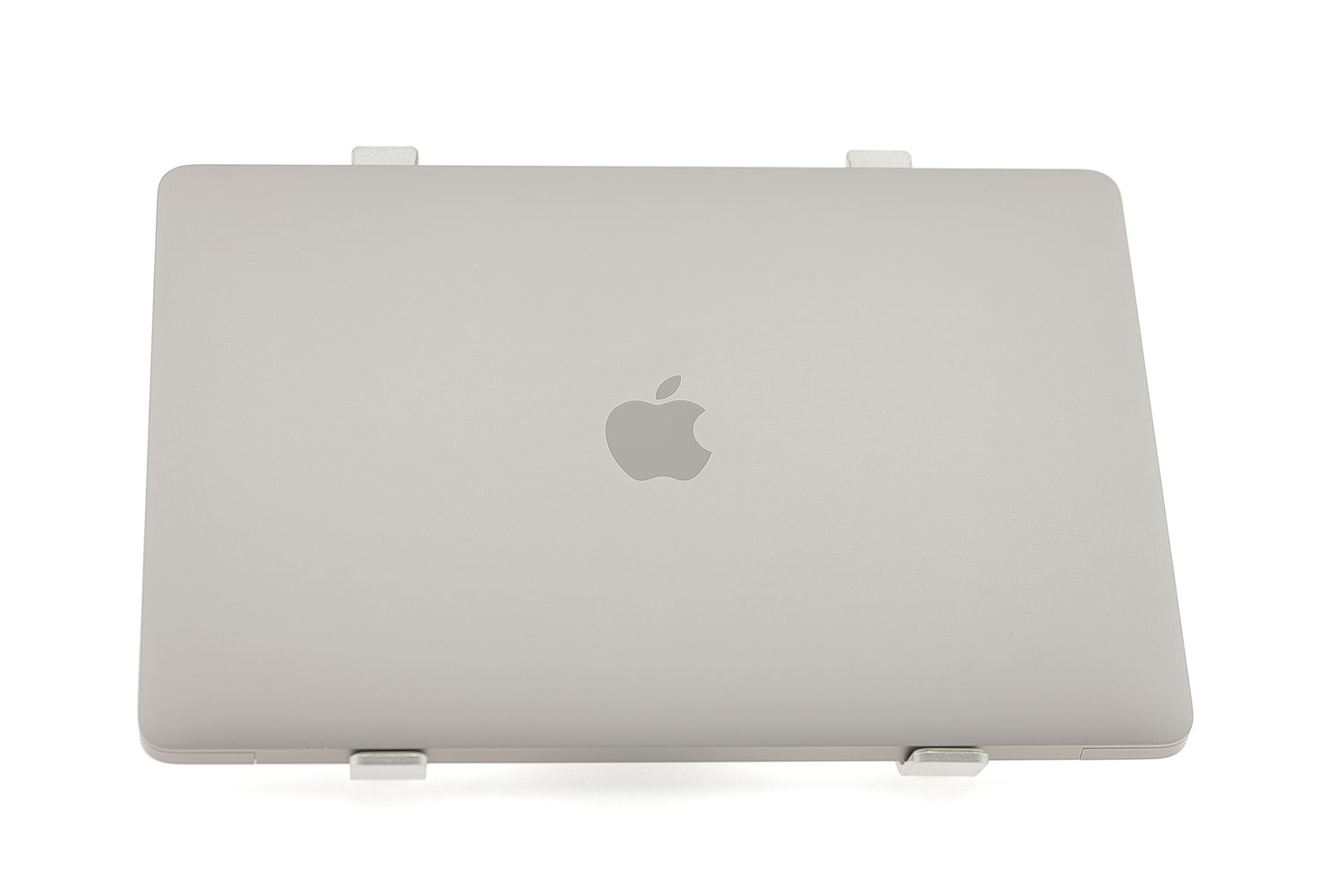 Apple MacBook Air 13″ 2020, M1 8 Cores, 8 GB, 7 core GPU 256 GB Space Gray - Ca nou