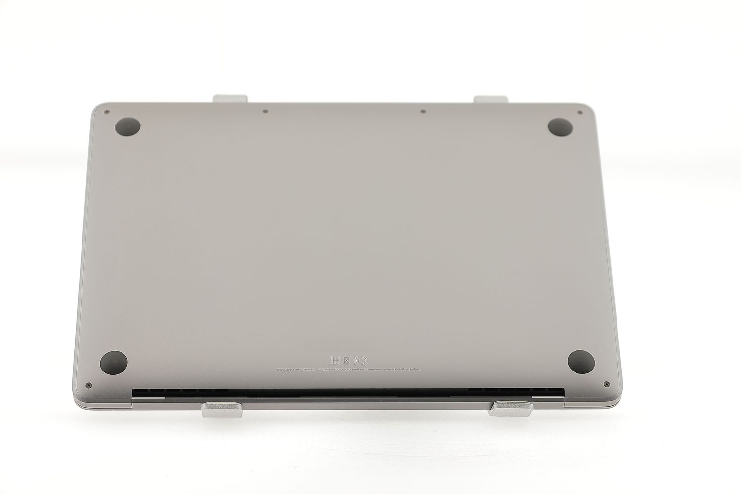 Apple MacBook Pro 13″ 2020, M1 8 Cores, 16 GB, 8 core GPU 512 GB Space Gray - Újszerű