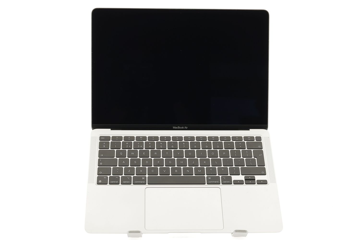 Apple MacBook Air 13″ 2020, i7 1.2 GHz, 16 GB, Intel Iris Plus 256 GB Silver - Ca nou