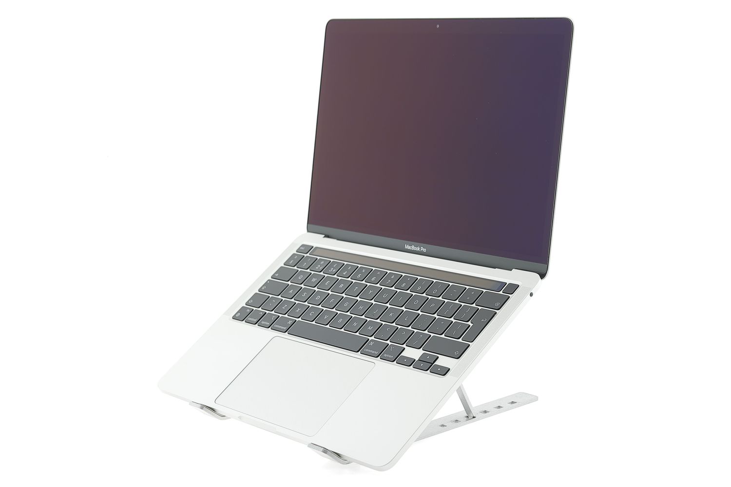 Apple MacBook Pro 13″ 2020, M1 8 Cores, 8 GB, 8 core GPU 512 GB Silver - Като нов
