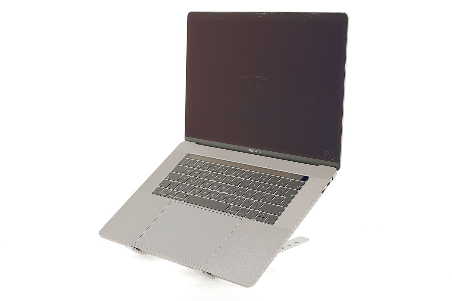 Apple MacBook Pro 15″ Touch Bar 2017, i7 2.9 GHz, 16 GB, AMD Radeon Pro 560 512 GB Space Gray - Bun