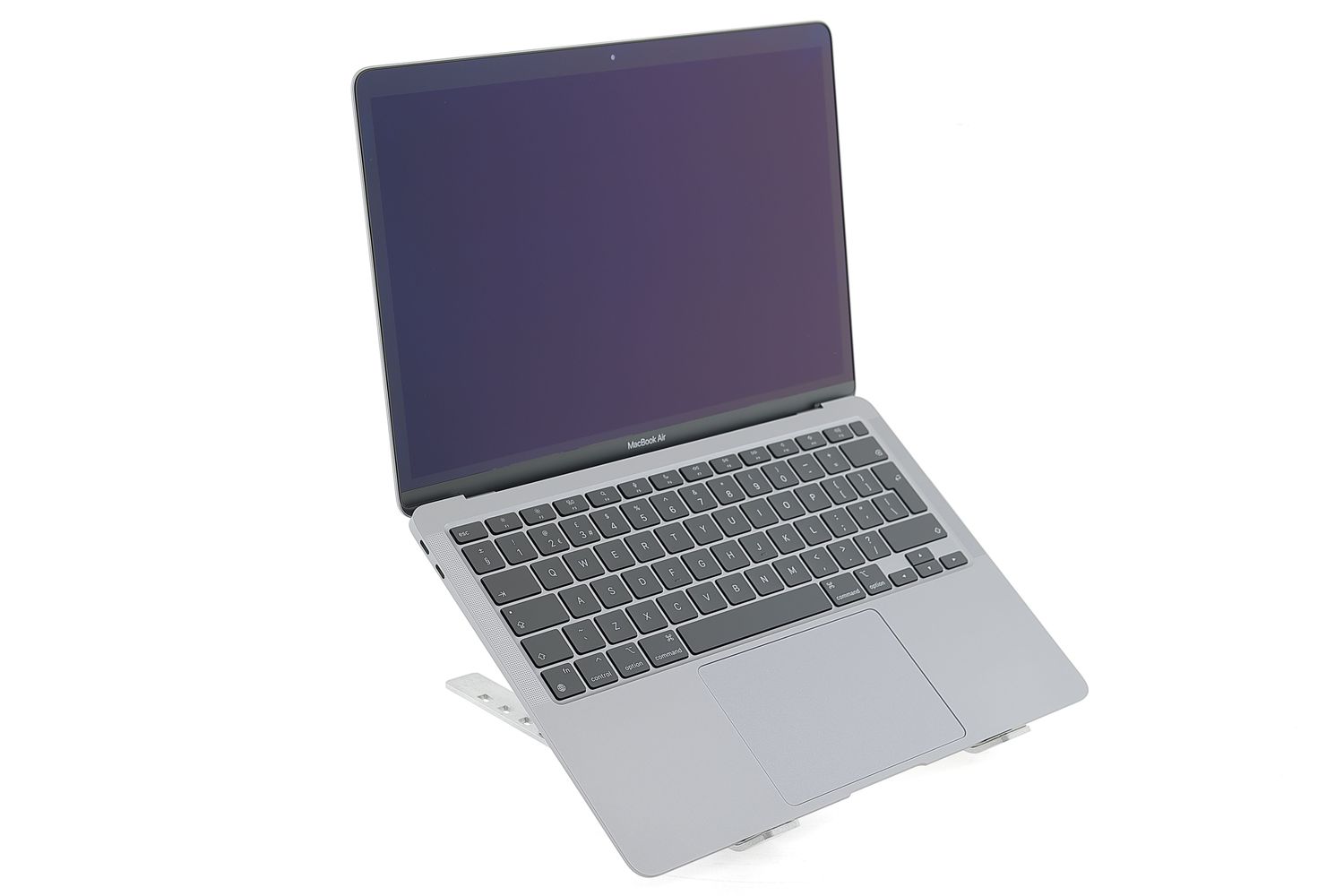 Apple MacBook Air 13″ 2020, M1 8 Cores, 8 GB, 7 core GPU 256 GB Space Gray