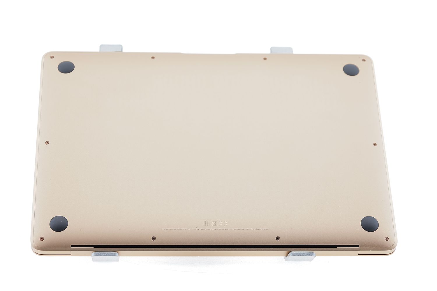 Apple MacBook Air 13″ 2020, M1 8 Cores, 8 GB, 7 core GPU 256 GB Gold - Nagyon jó