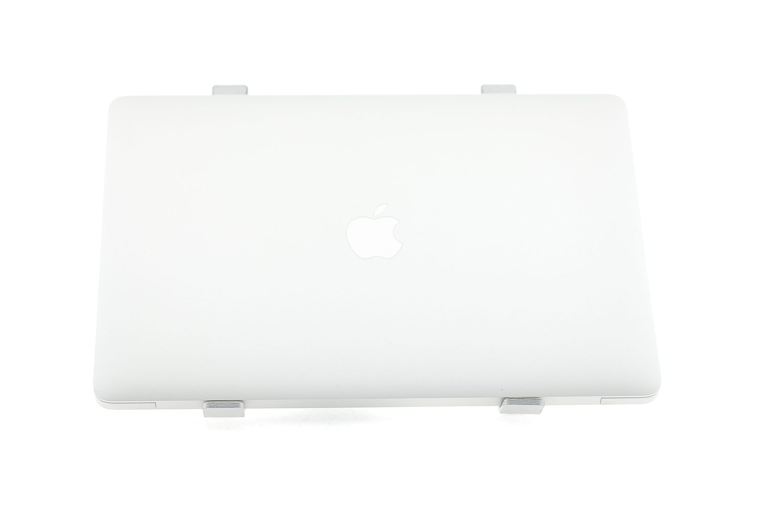 Apple MacBook Air 13″ 2018, i5 1.6 GHz, 8 GB, Intel UHD Graphics 617 128 GB Silver - Много добро