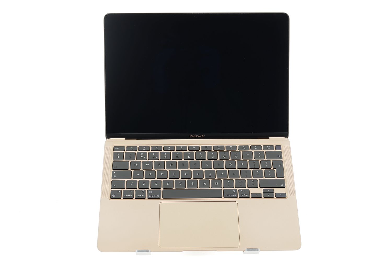 Apple MacBook Air 13″ 2020, M1 8 Cores, 8 GB, 7 core GPU 256 GB Gold - Много добро