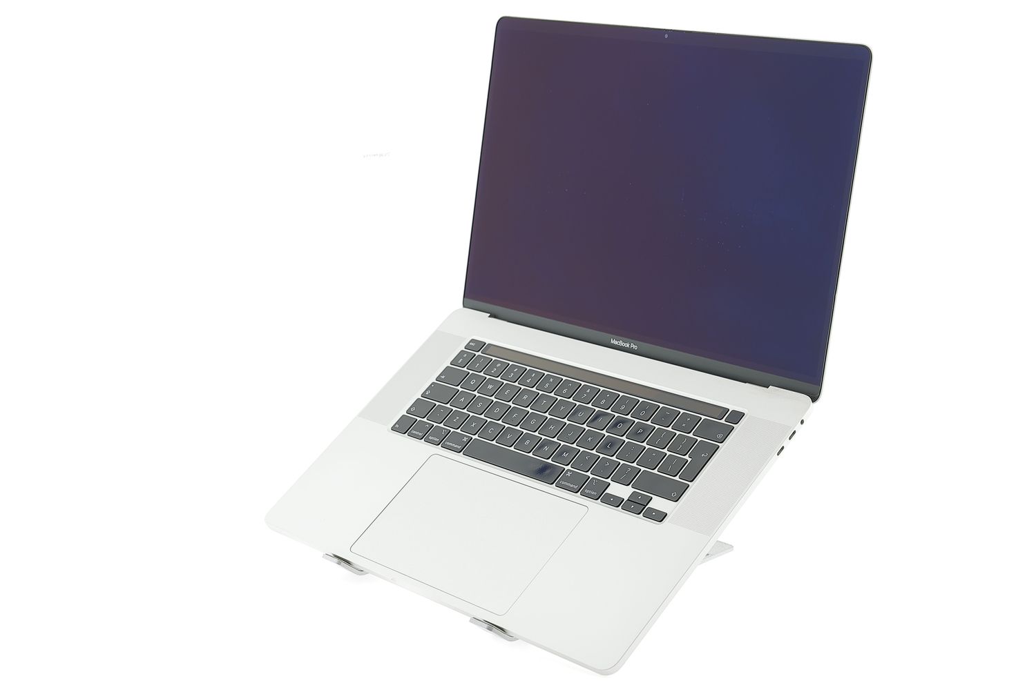 Apple MacBook Pro 16″ Touch Bar 2019, i9 2.3 GHz, 32 GB, AMD Radeon Pro 5500M 1 TB Silver - Foarte bun