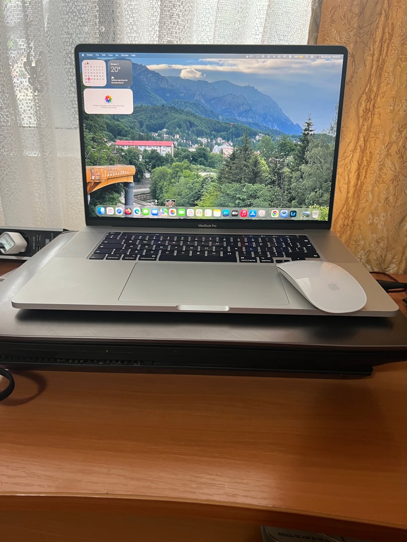 Apple MacBook Pro 14″ 2021, M1 Pro 10 Cores, 16 GB, 16 core GPU