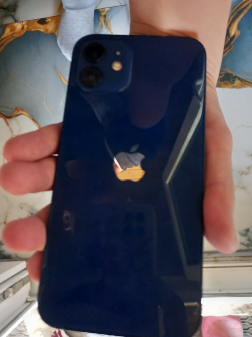 Apple, iPhone 12 Pro Max Telefoane cu pana la -40% mai ieftine