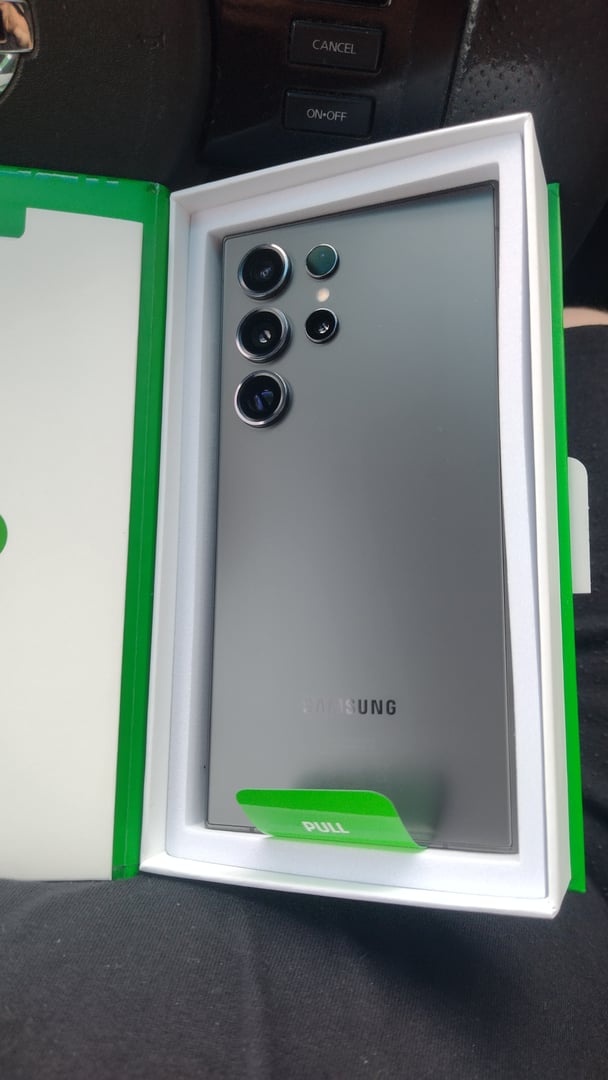 Samsung Galaxy S10 5G, Gold, 512 GB - de la 1.109 lei