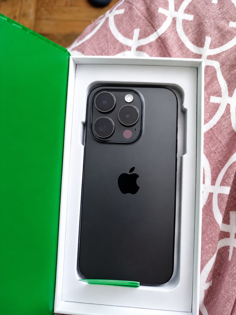 Apple, iPhone 14 Pro Max Telefoane cu pana la -40% mai ieftine